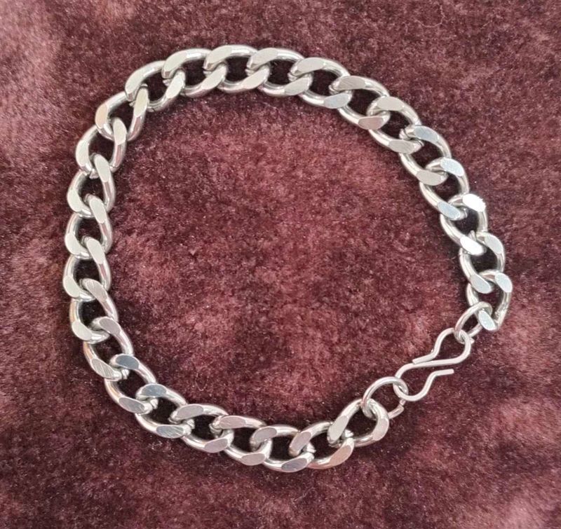 Silver Color Chain Link Bracelet
