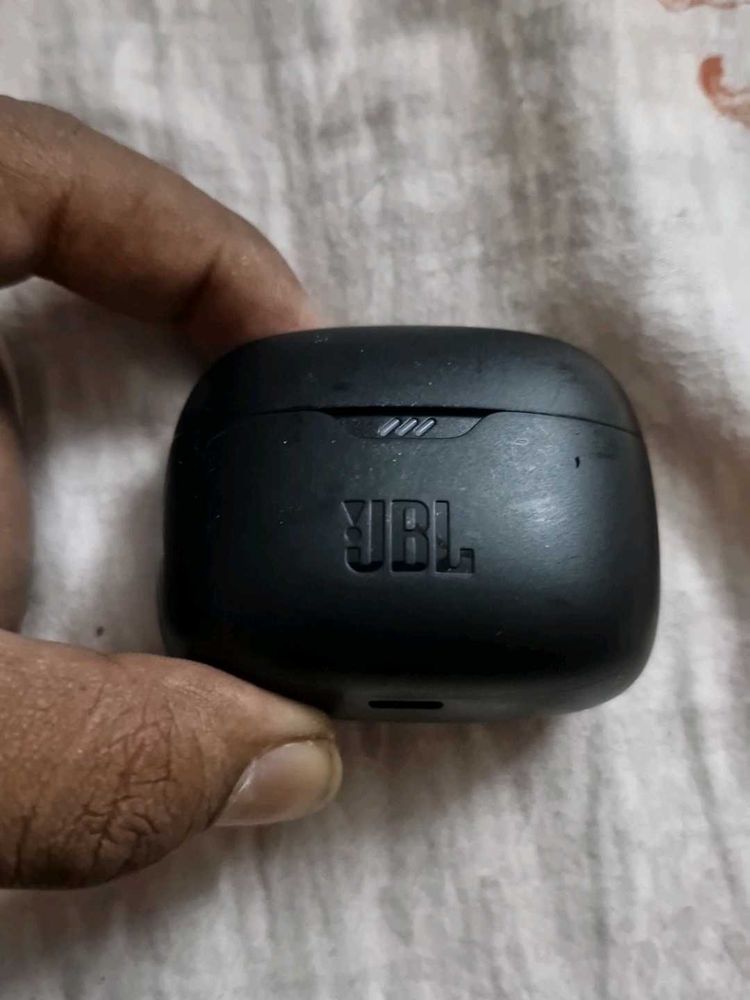 JBL Wireless Earbuds