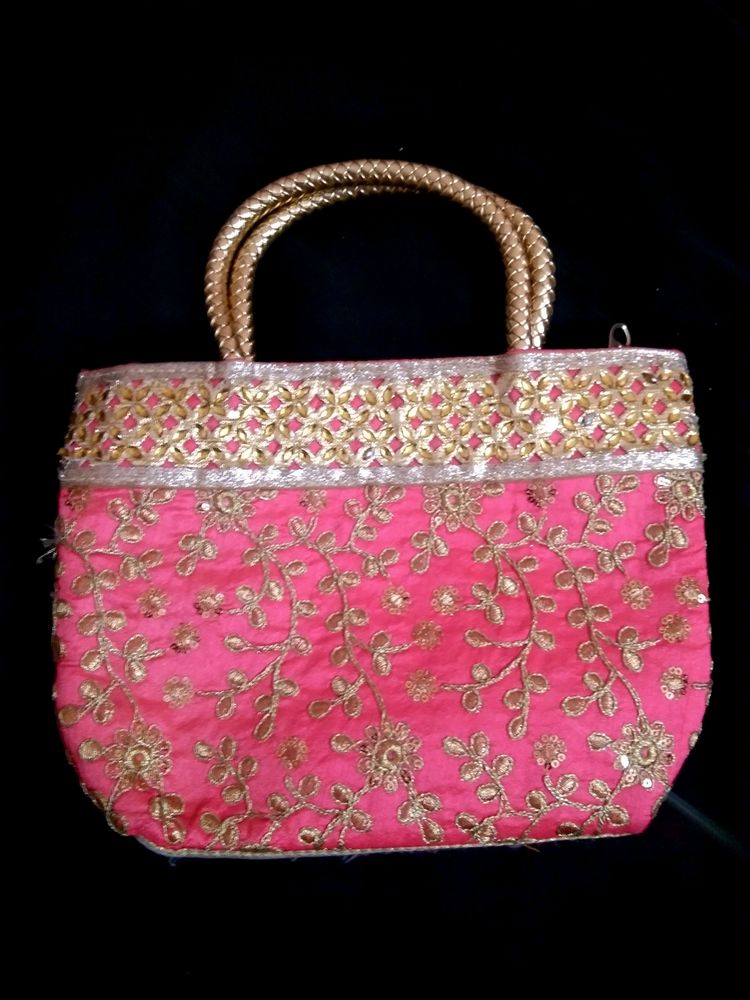 Pretty Hand  Bag