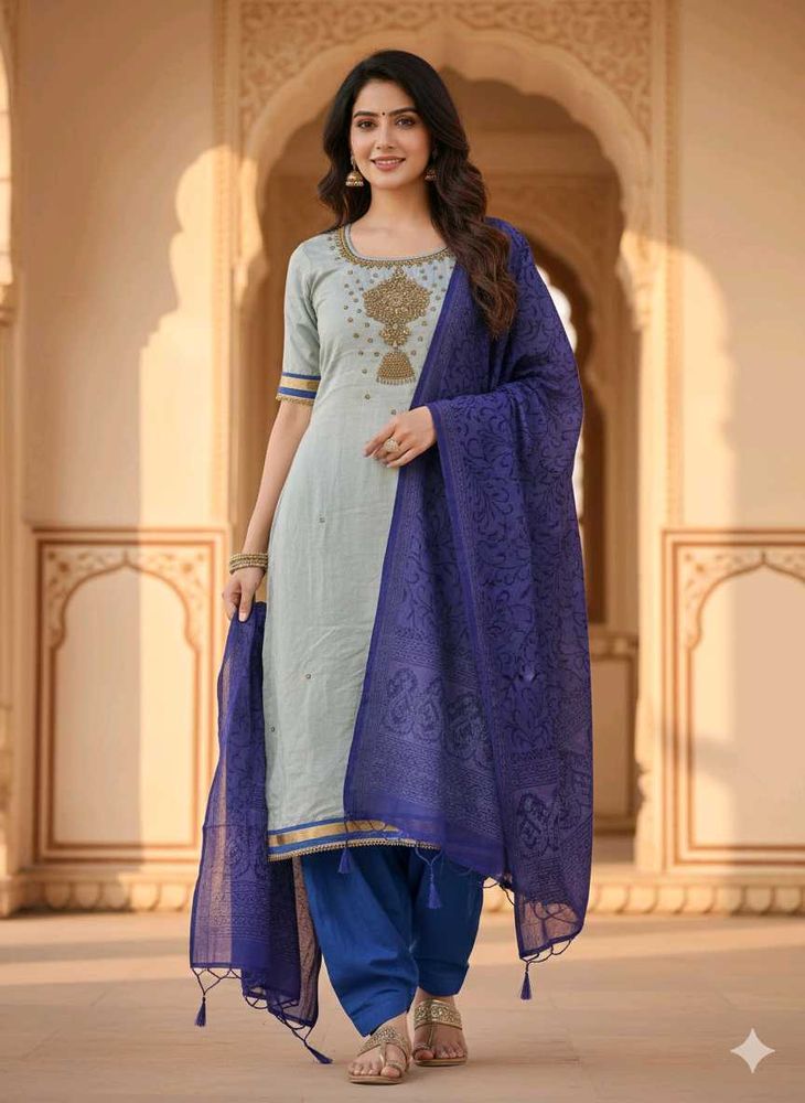 L-xl size grand work Elegant Grey &amp; Blue Kurta Set
