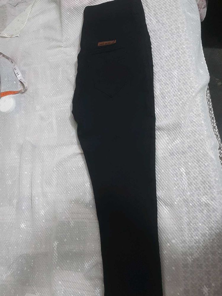 Black Denim Jeans(NEVER USED)