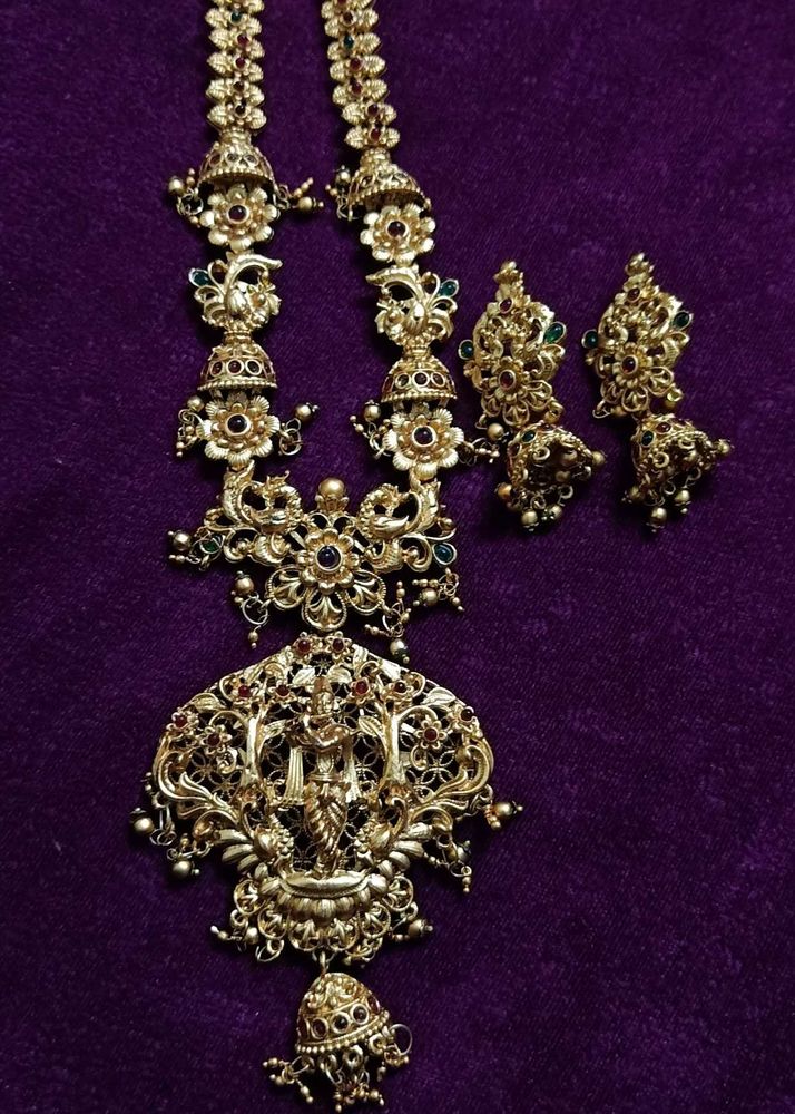 Temple Jewellery Set