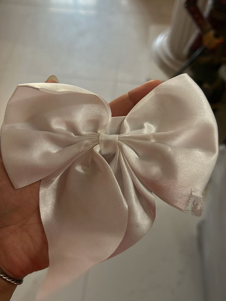 White Bow