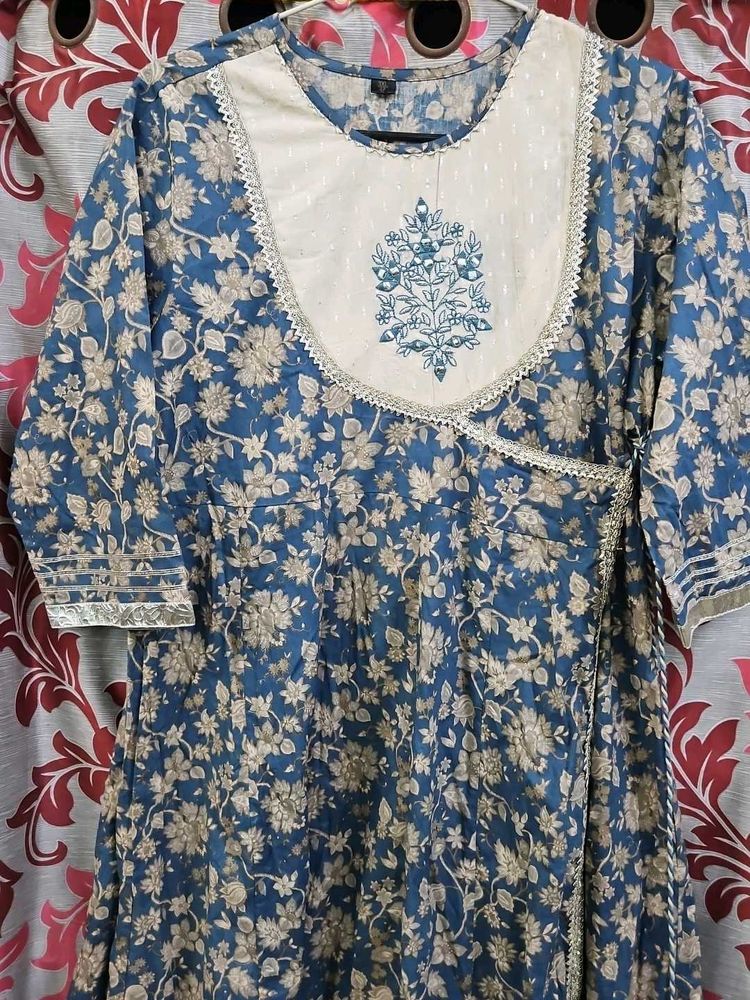 Floral Print Kurta Pillzo Set With Dupatta  Size 3