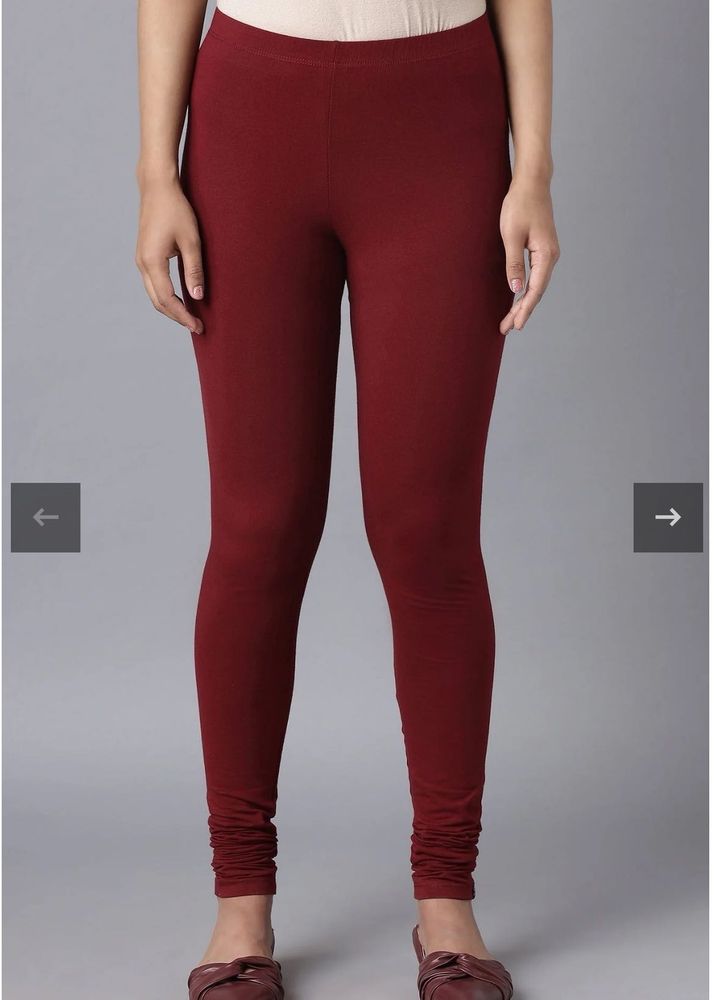 Selling 2 W Leggings