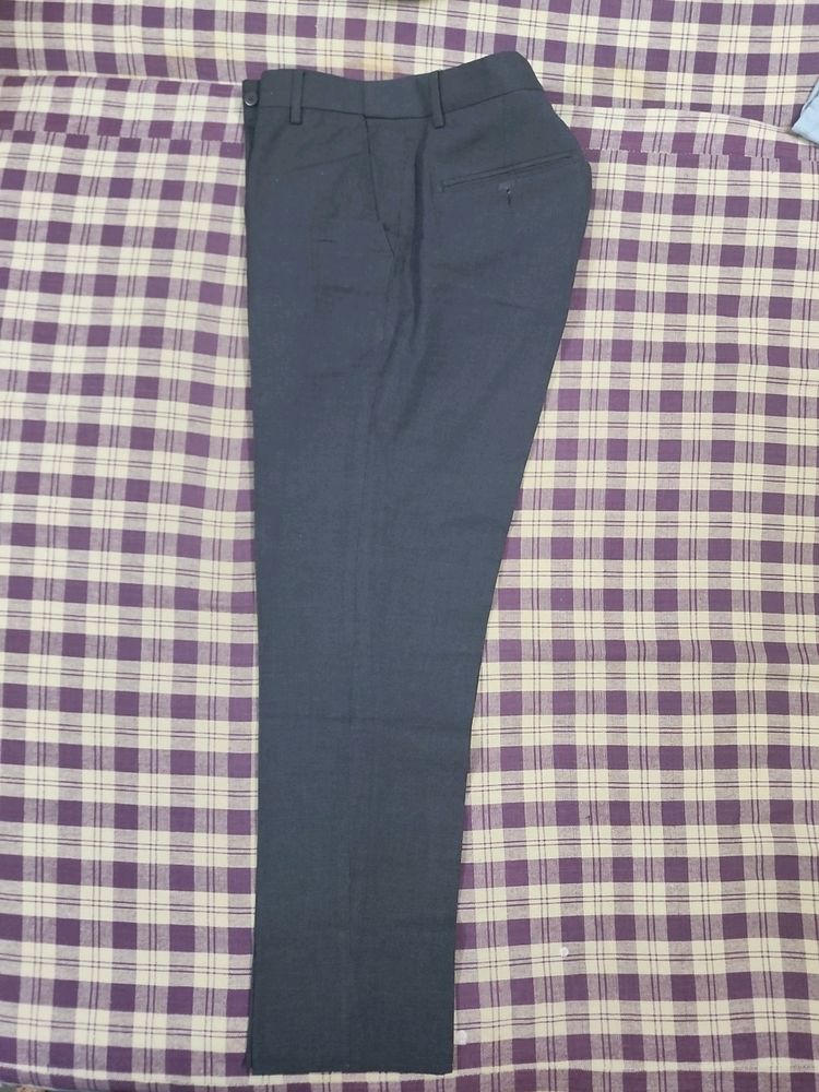 Peter England branded paint,  best in condition