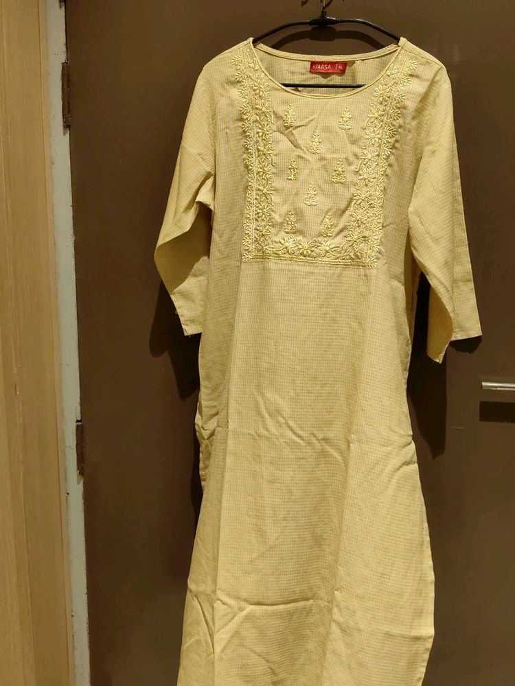 Elegant Embroidered Kurta