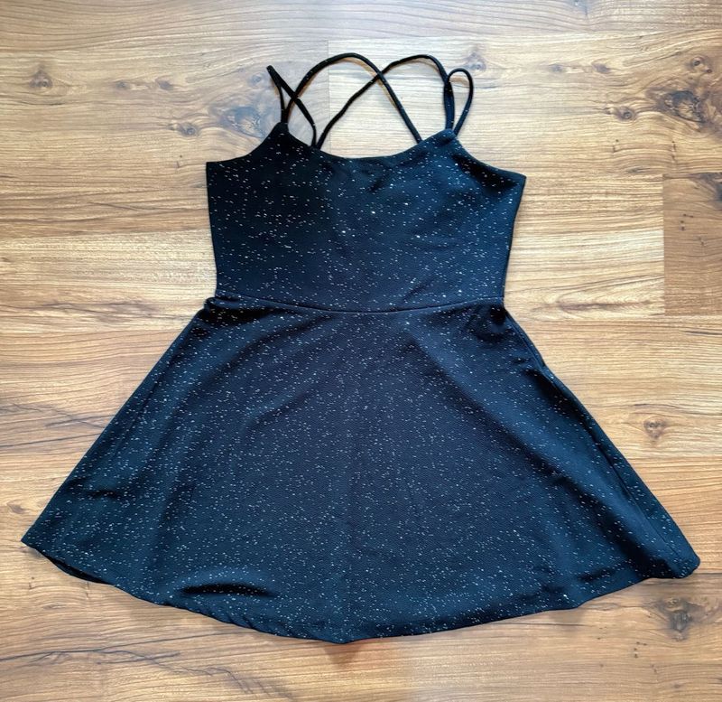 Black Shimmery Short Dress 🪩✨