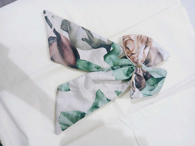 Floral Hair Accessory