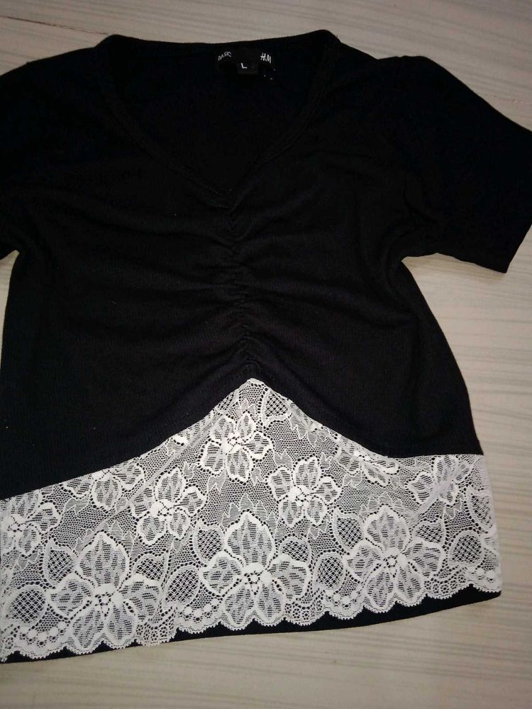 black laced top