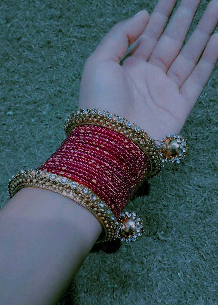 Stunning Red &amp; Gold Bangles Set