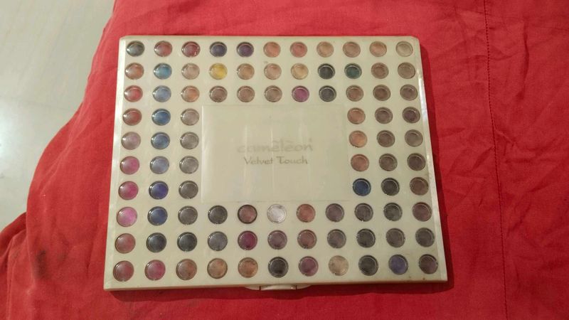 90 Shades Eye Shadow