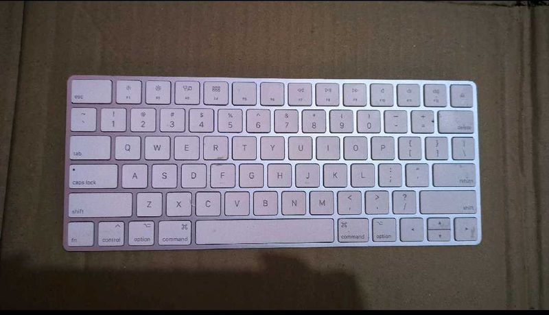 Apple Wireless Keyboard