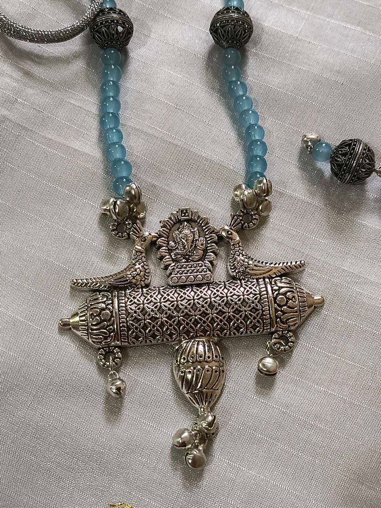 Product Name: Divine Elegance - Ganesh Pendant Ne