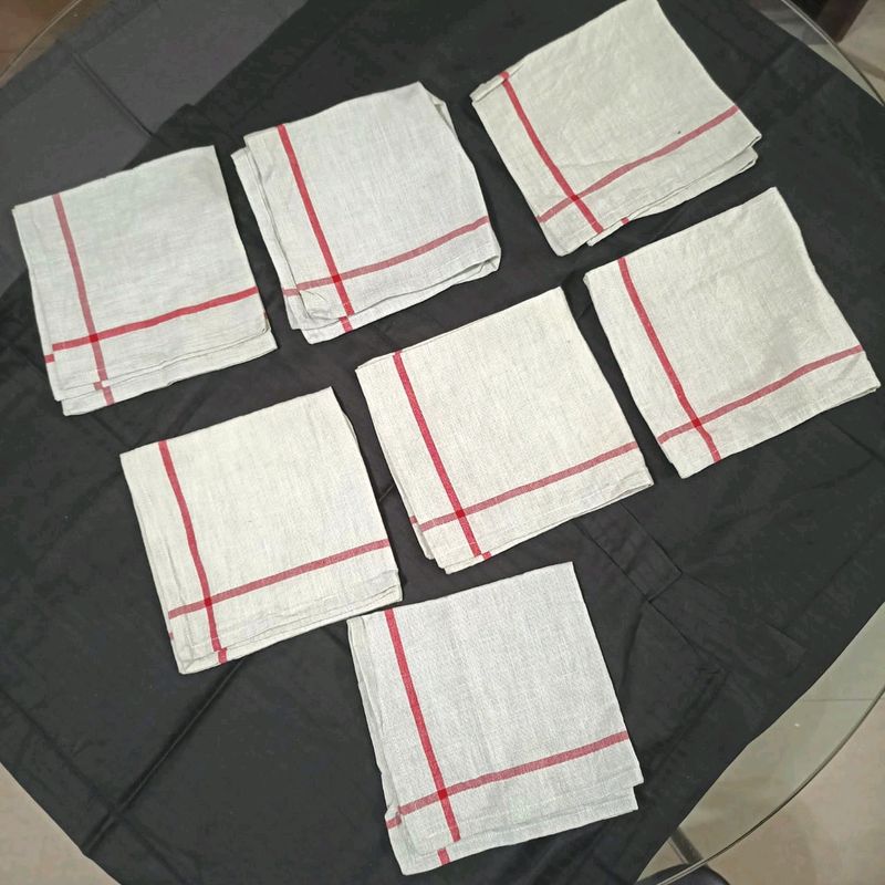 7 Piece White Table Napkins Set