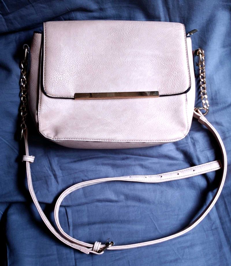 👜 Crossbody Bag Peach Colour