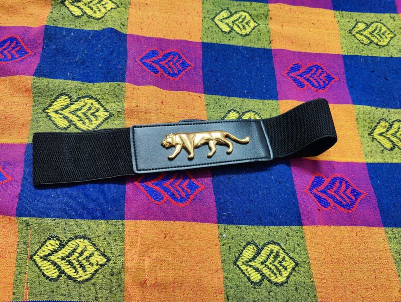 SabyaSachi Tiger Buckle Belt