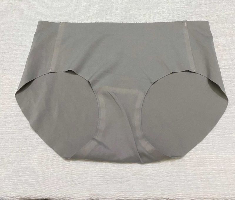 Gray Seamless Panty