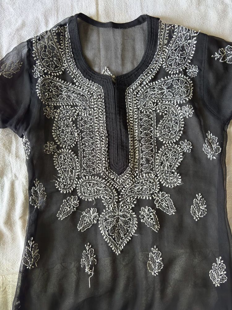 CHINKANKARI BLACK KURTI🌷
