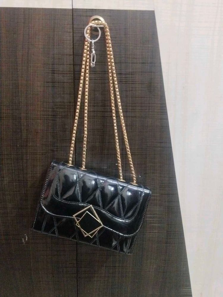 Beutiful Girls Slingbag