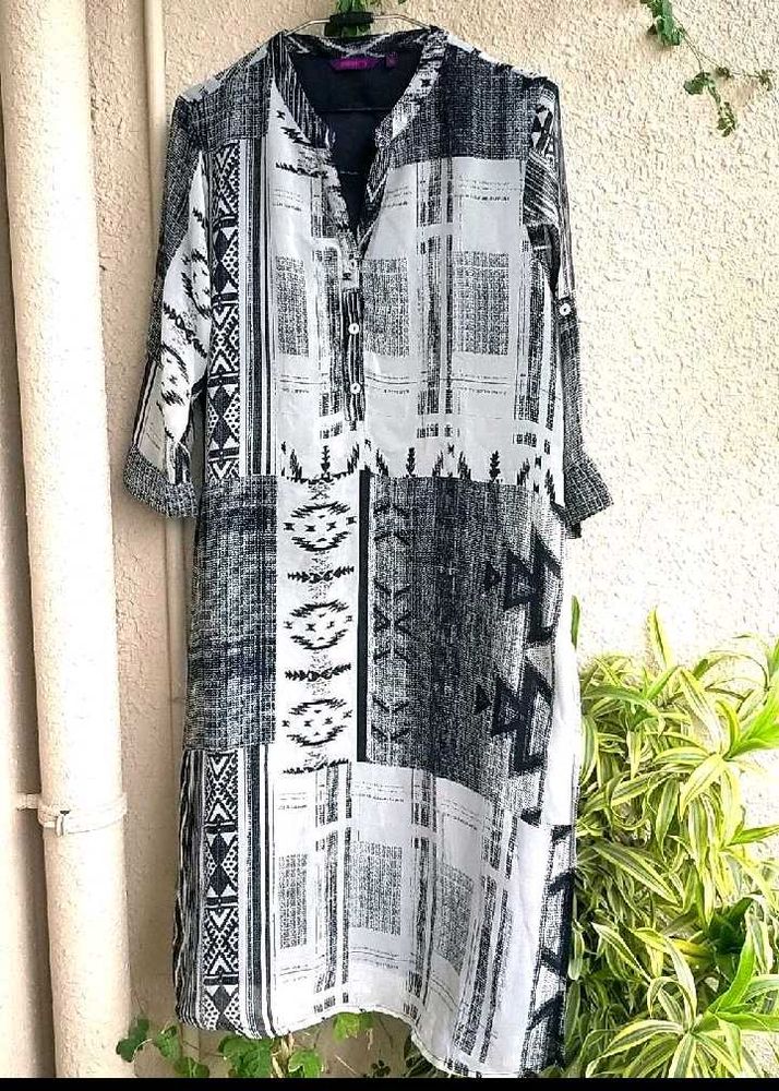 Black &amp; White Print Tunic Dress