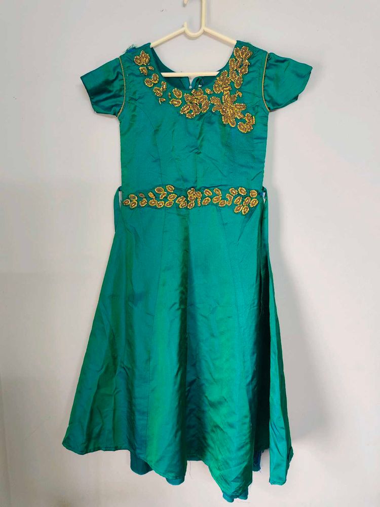Elegant Emerald Green Dress