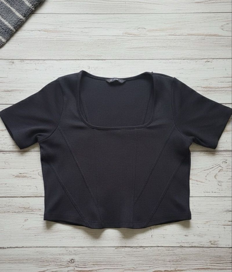Black Square Neck Crop Top