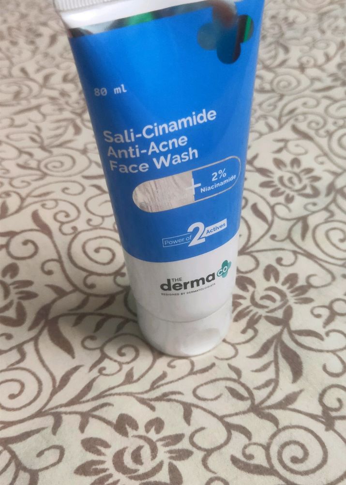 Sali Cinamide Anti Acne Facewash