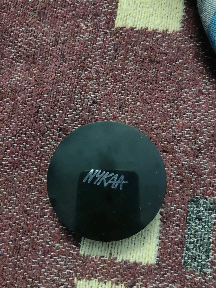 Nykaa Compact