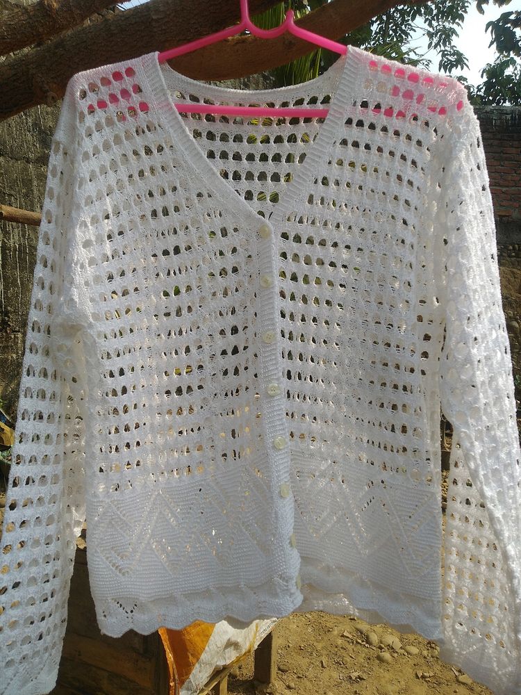 Knitted White Shrug