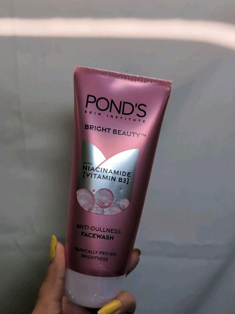 Ponds Bright Beauty Face Wash