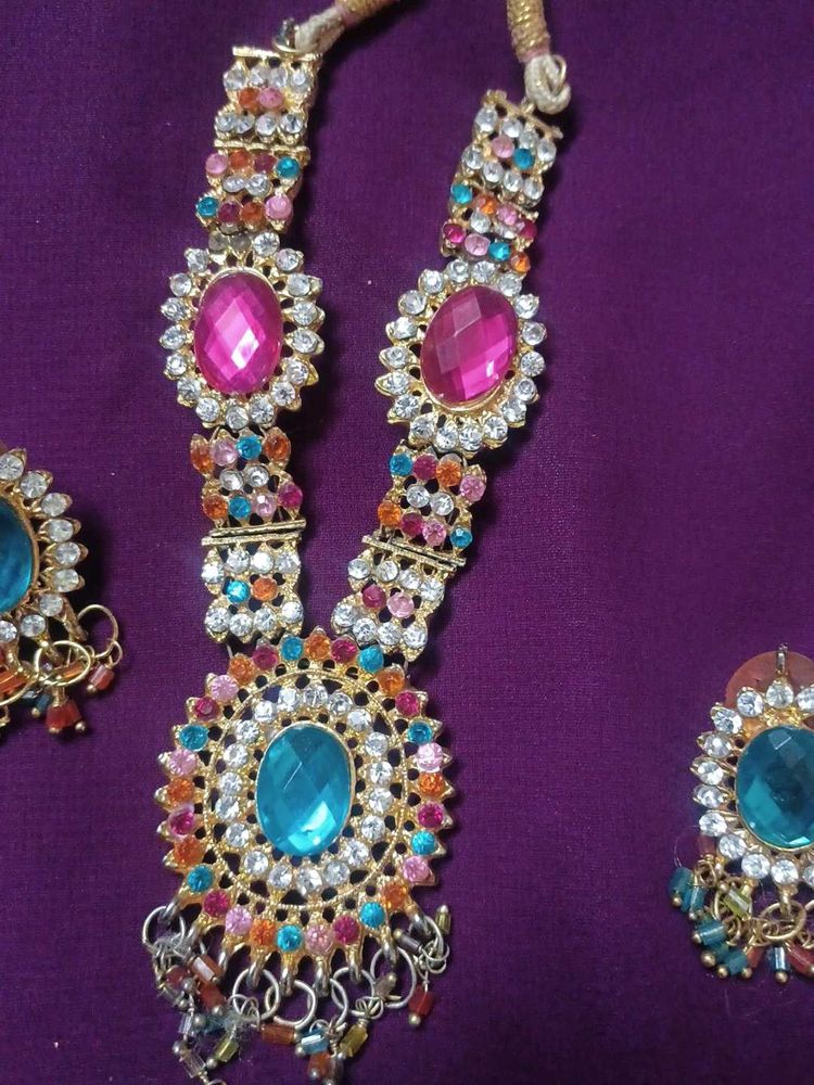 neckSet with earrings