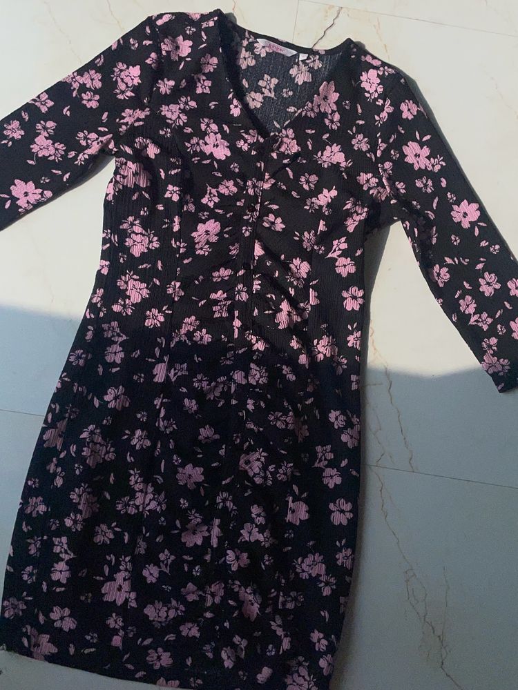 bodycon full sleeves ruched floral dress
