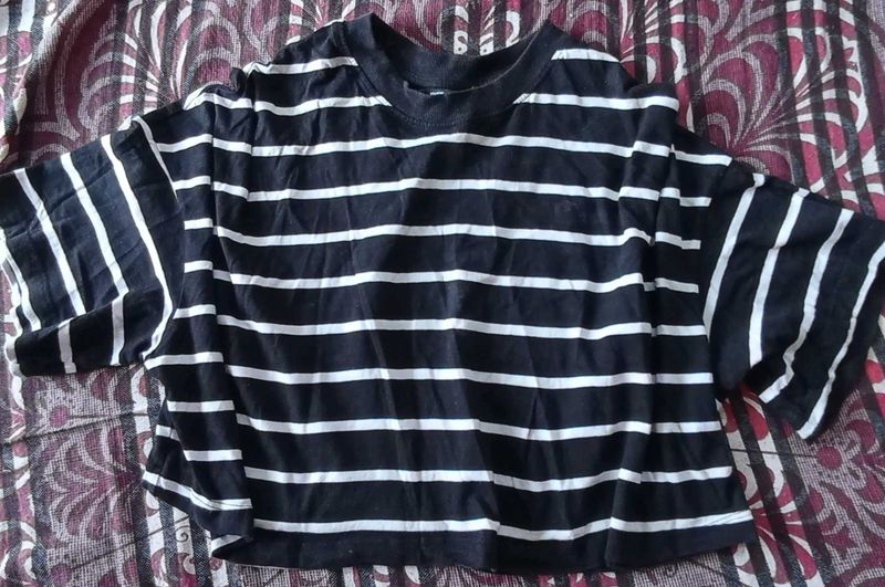 Striped Black Cropped T-Shirt