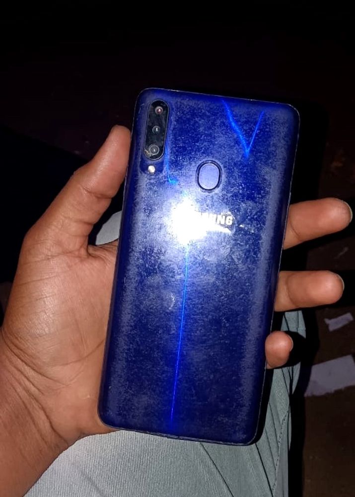 SAMSUNG GALAXY A20s