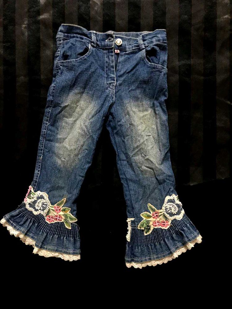 Girls Embellished Flared Jeans
