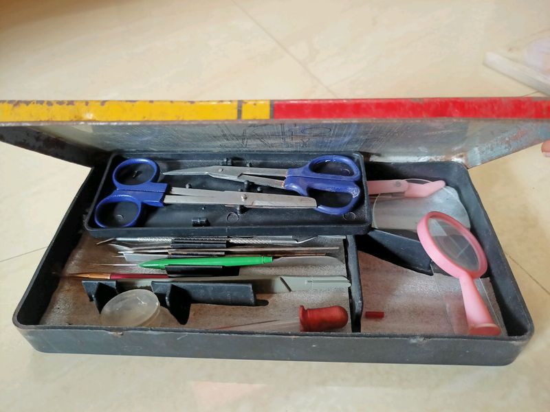 Camel Scholar Dissection Instruments