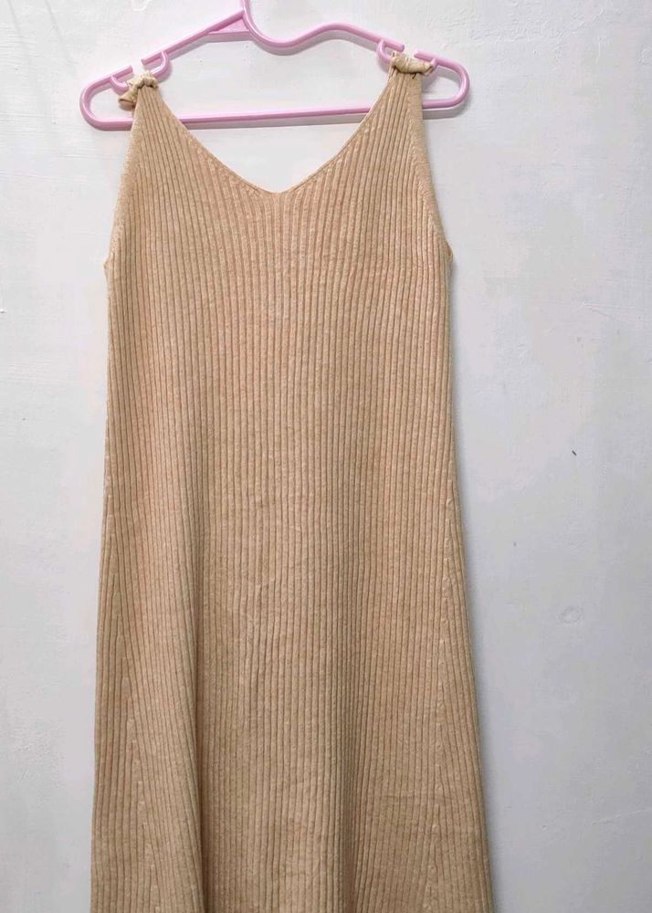 Elegant Knit Midi Dress