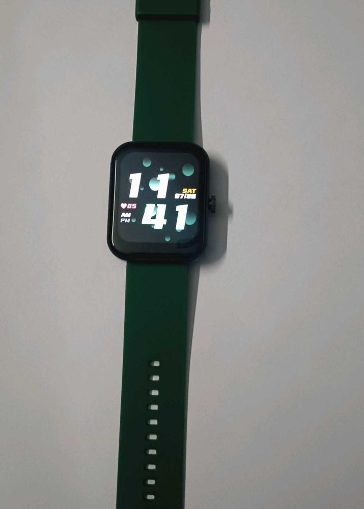 Noise Colour Fit Grand Smartwatch