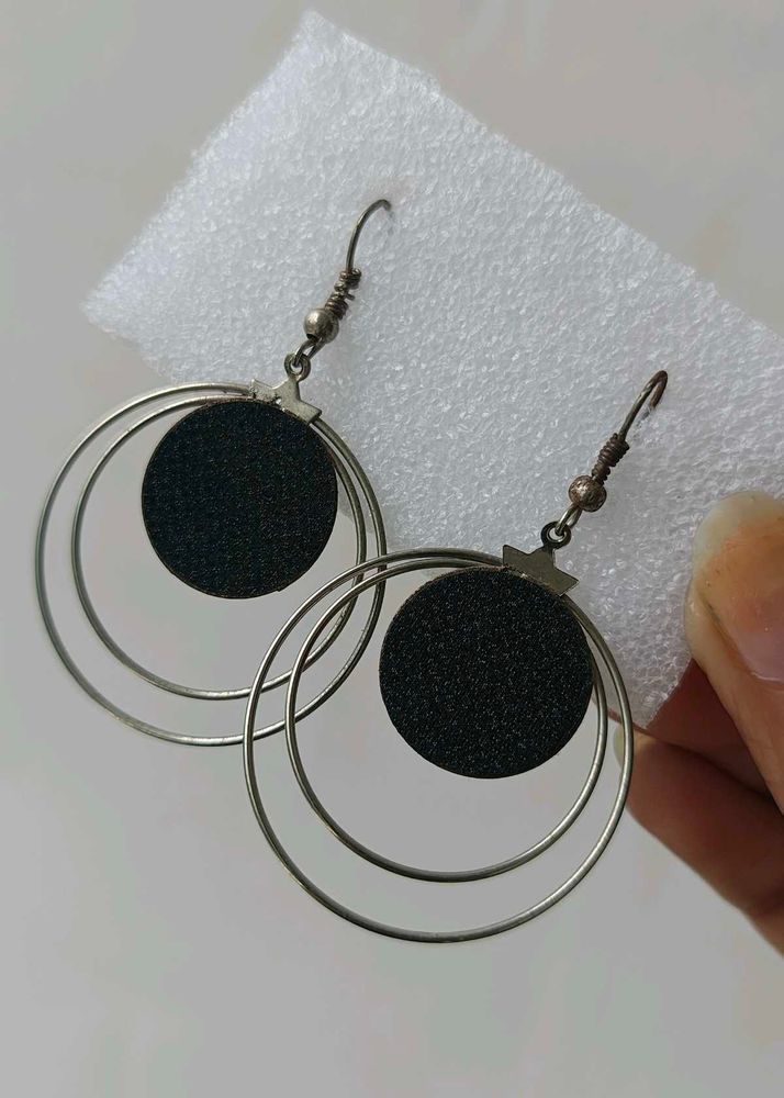 Geometric Circle Drop Earrings