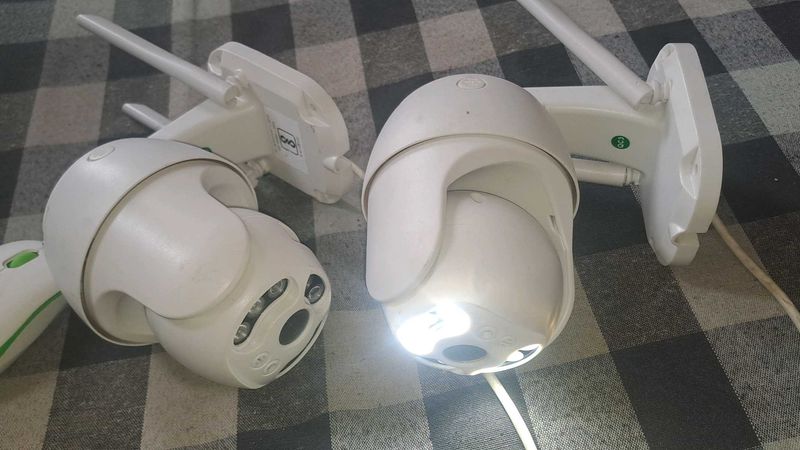 (2pic) Outdoor Cctv Camera