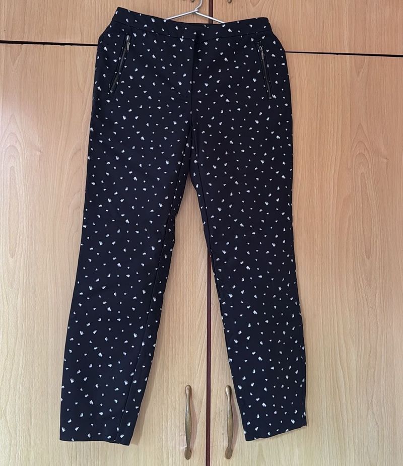 Stylish Black &amp; White Patterned Pants