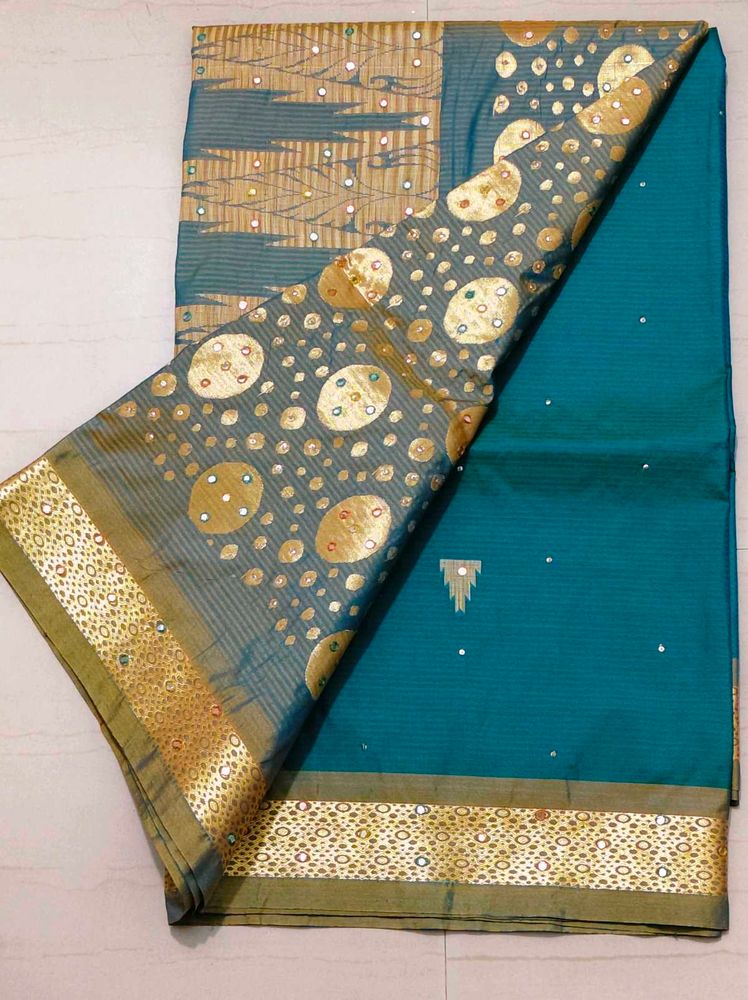 Elegant Teal &amp; Gold Saree