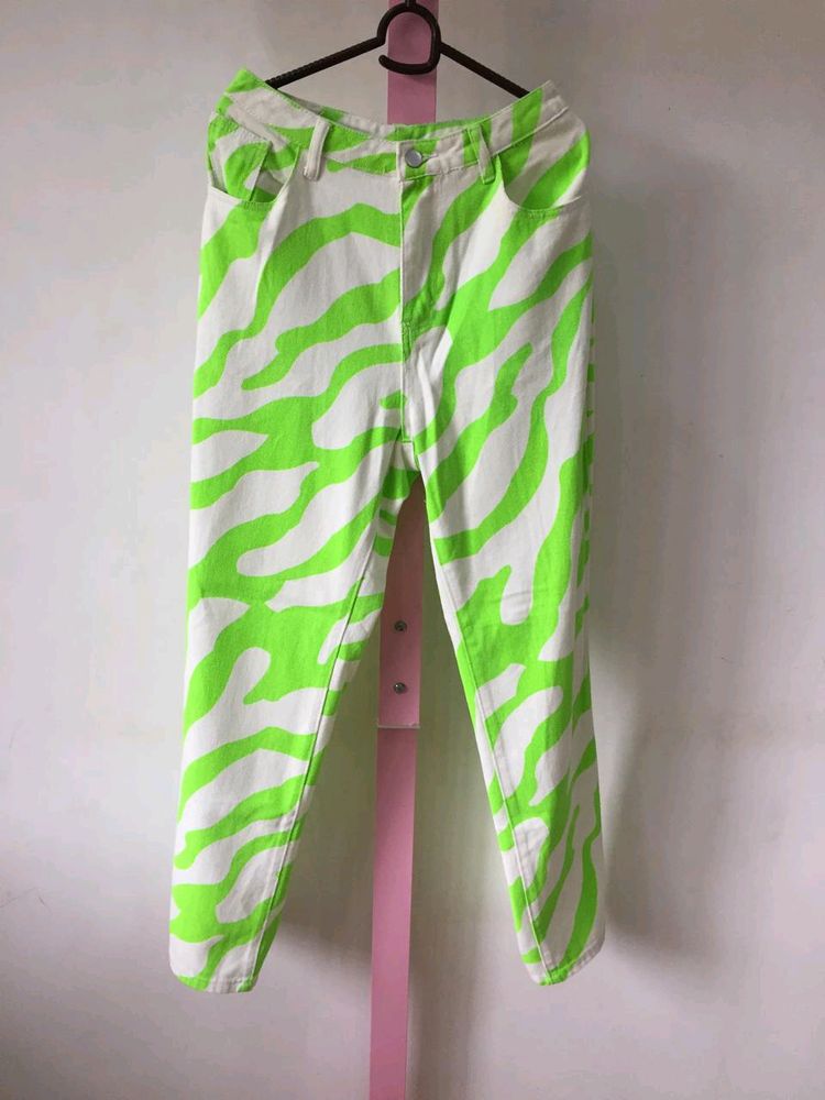 💥Price Drop💥SHEIN Zebra Striped Straight Leg Jea