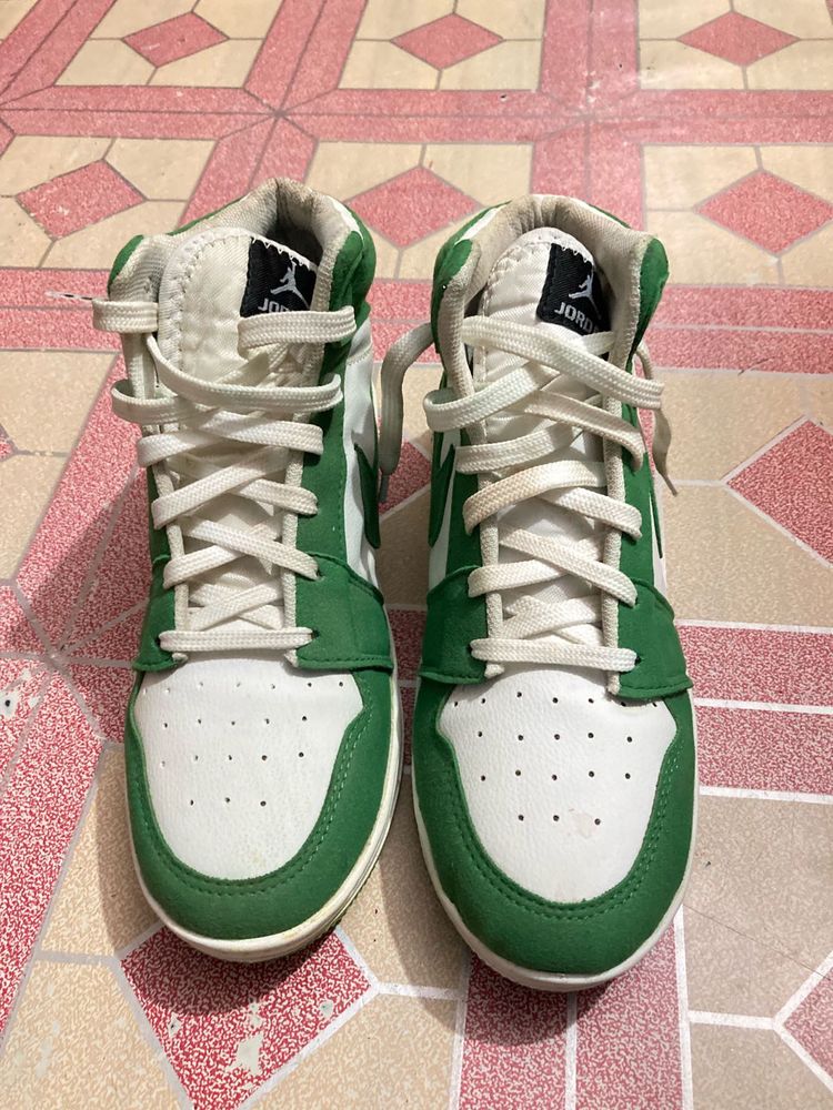 Jordan Sneakers