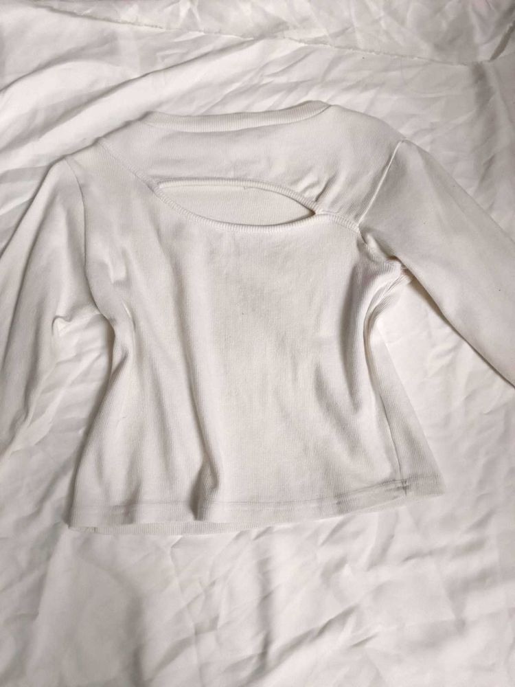 White Cut Out Top 🤍