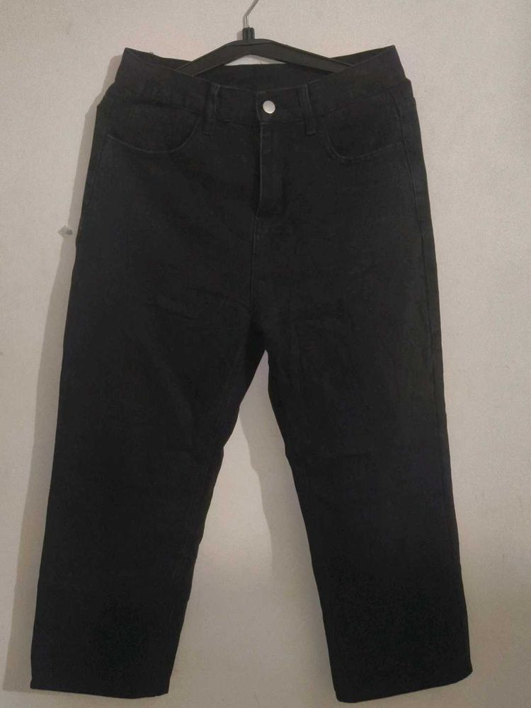 Black Straight Fit jeans