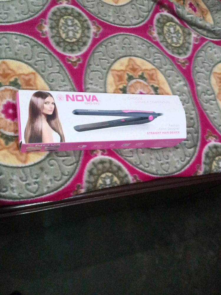 Nova Hair Straightener