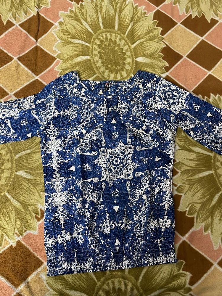 Patterned Top