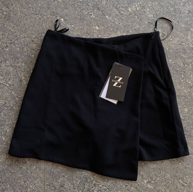 Zastraa Mini Skort with Brand tag 🏷️